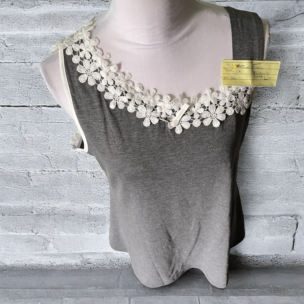 Boutique Gray sleeveless one shoulder laced top
